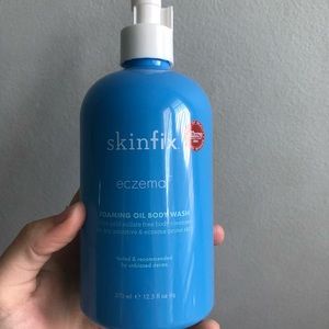 skin fix eczema+ foaming oil body wash
